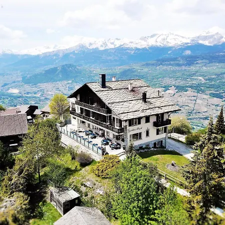D'orzival Hotel