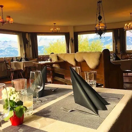 Hotel D'orzival 3*